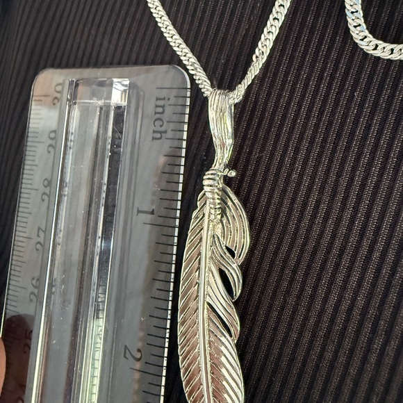 Feather necklace 22" - Picture 4 of 4